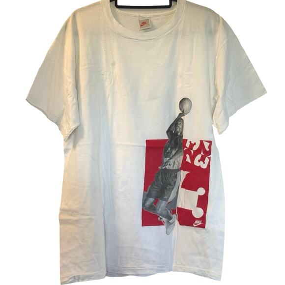 Vintage 90s Michael Jordan Dunking 23 Nike Single Stitch Shirt Adult Large